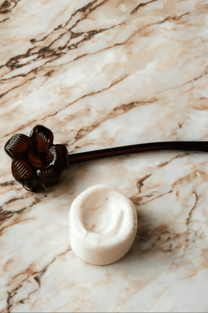 Hechas por artesanos del país, estas piezas decorativas conceden vida a los espacios