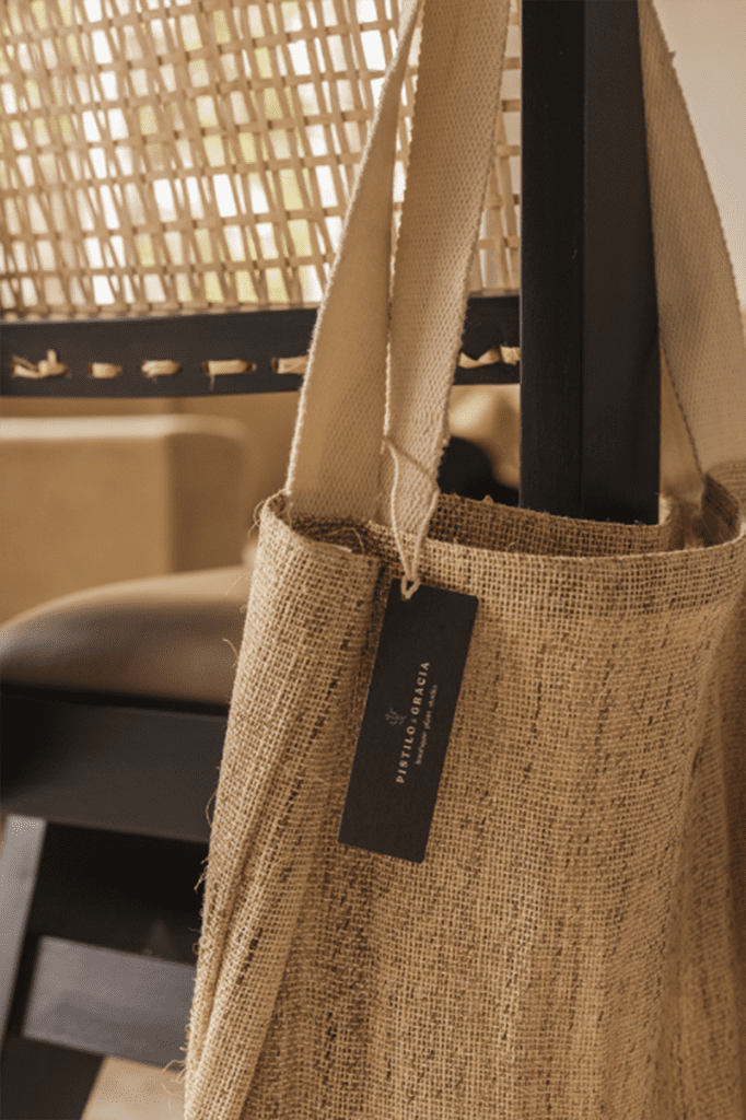 Hechas por artesanos del país, estas piezas decorativas conceden vida a los espacios