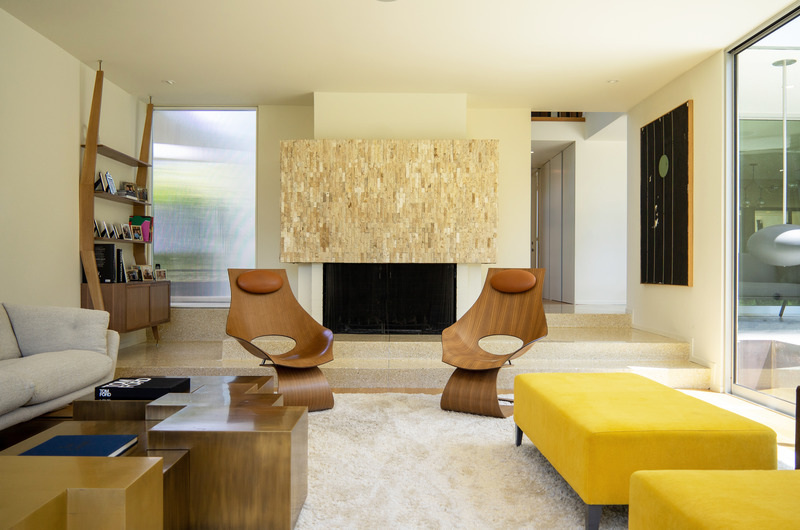 Press kit | 2933-04 - Press release | Midcentury Modern Remodel in Beverly Hills - Heusch Inc - Residential Architecture - Living room - Photo credit: Gerhard Heusch