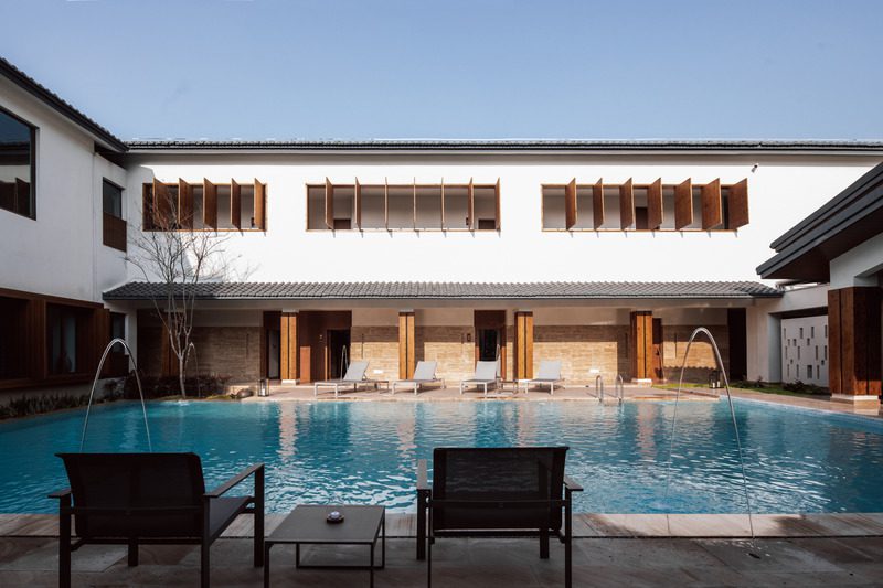 Press kit | 4869-03 - press release | architecture invites nature - studio dotcof - commercial interior design - photo credit: mono photo center