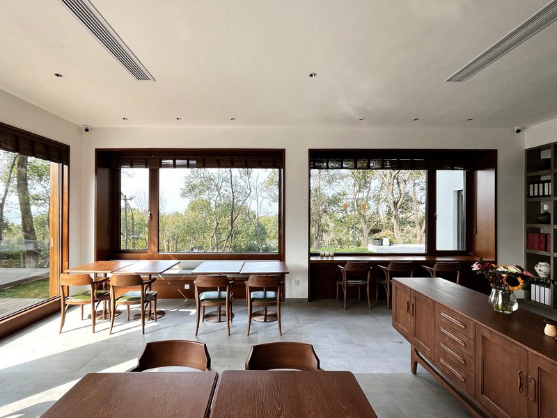 Press kit | 4869-03 - press release | architecture invites nature - studio dotcof - commercial interior design - restaurant - photo credit: leidu