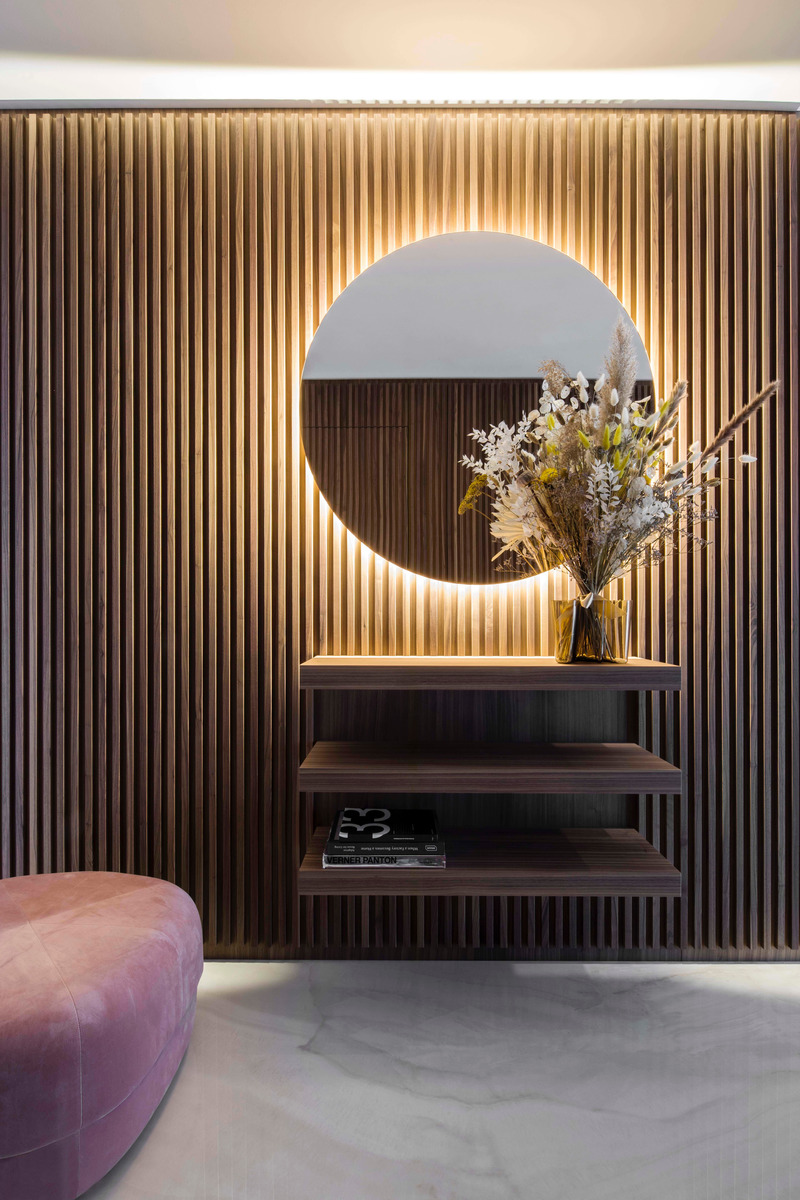 Press kit | 5356-02 - Press release | Penthouse L - Destilat Design Studio - Residential Interior Design - entrance - Photo credit: Monika Nguyen