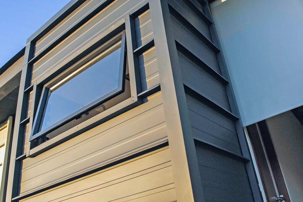 El futuro de la teja: metal y hermetismo 