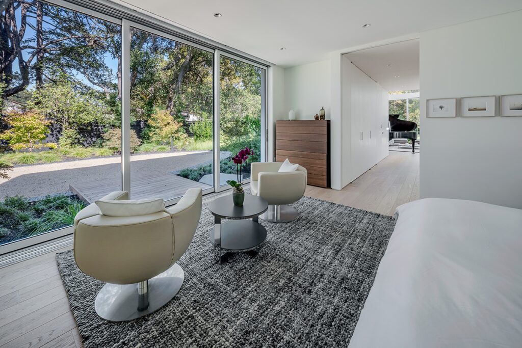 Tres residencias personalizadas en california exquisitamente compuestas