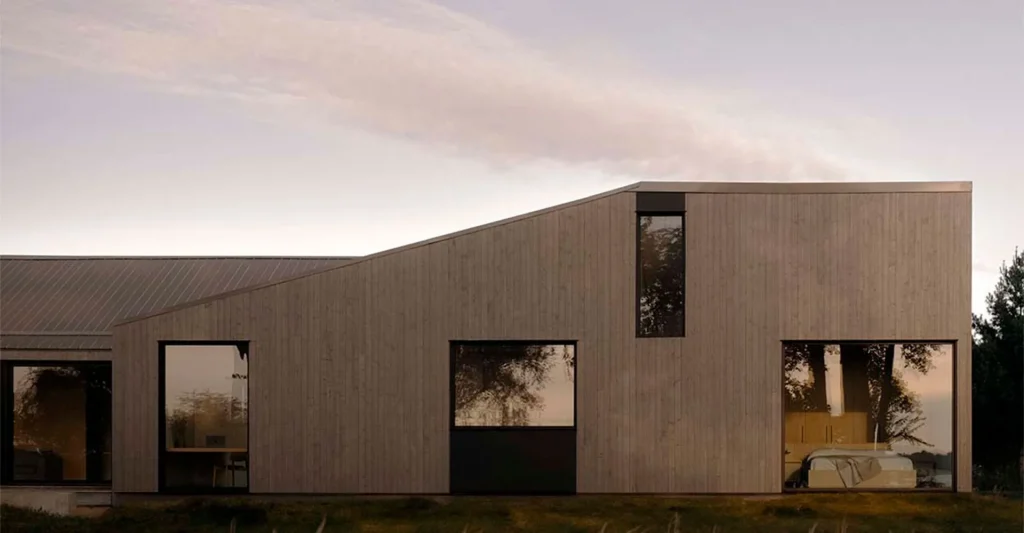 Una casa cuya arquitectura desafía la geometría y prioriza las vistas