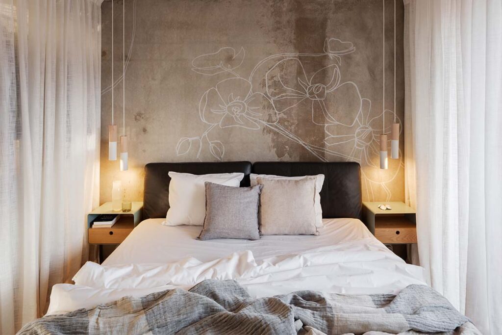 La renovación de este apartamento apuesta por la integración de lo social y lo íntimo 6 iva hajkova studio waterfall apartment kubicek studio 4 La renovación de este apartamento apuesta por la integración de lo social y lo íntimo