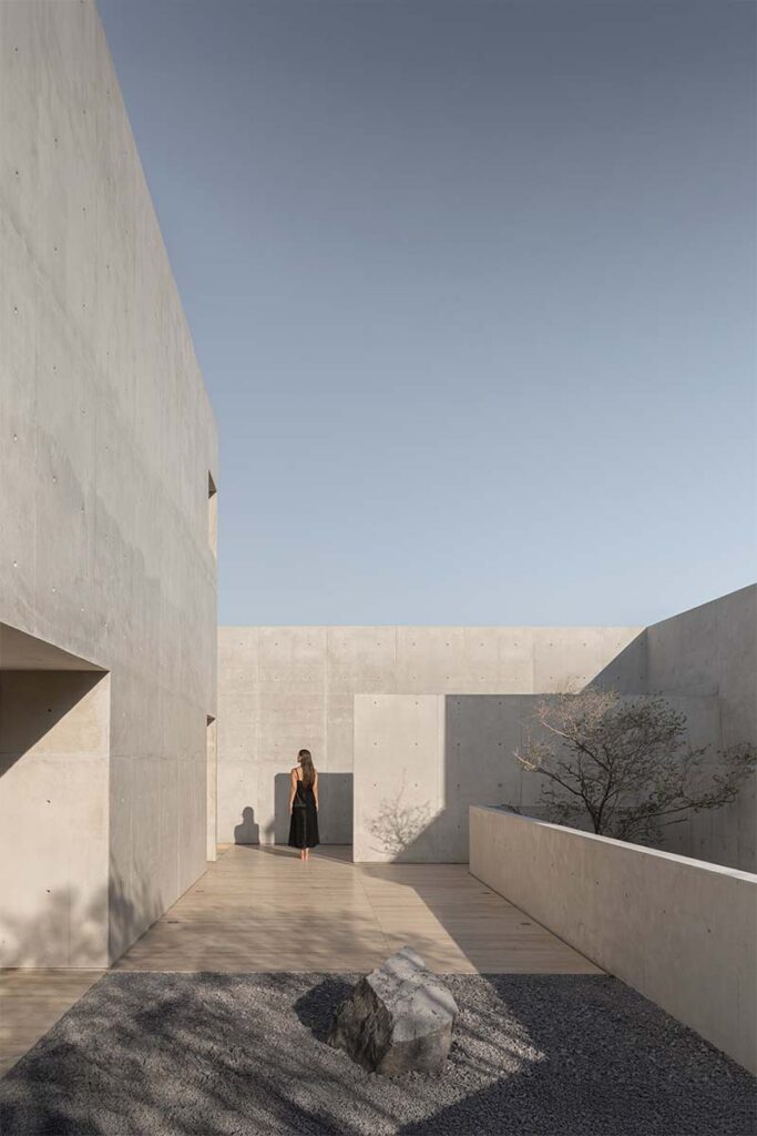 El propósito de esta vivienda era 'vivir dentro de un museo japonés' 8 Casa mexico HW Studio 7 El propósito de esta vivienda era 'vivir dentro de un museo japonés'