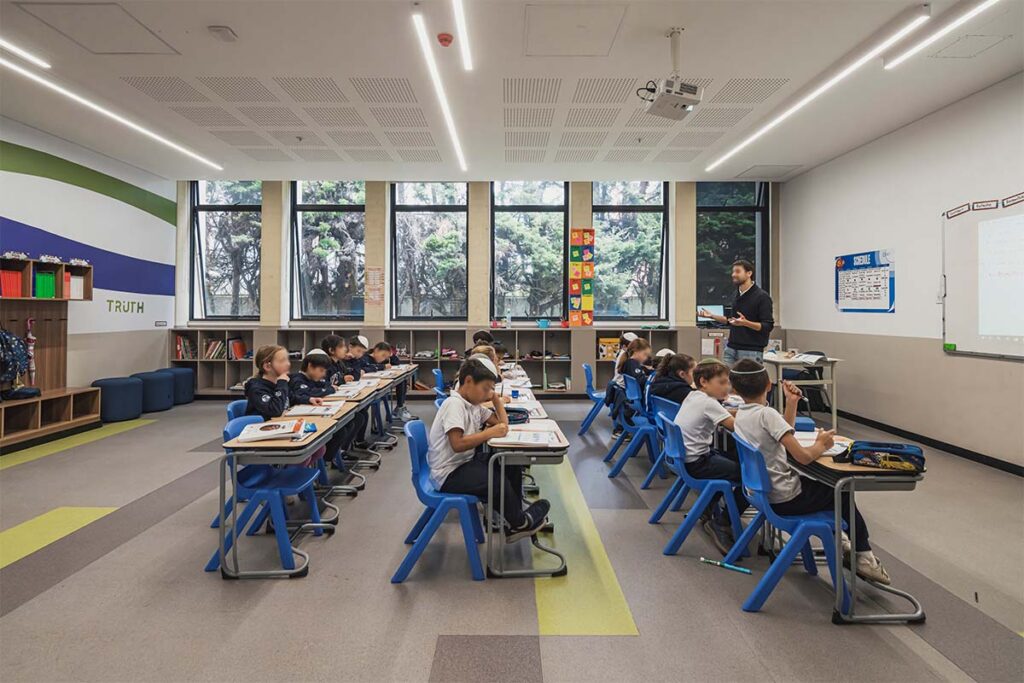 Dos ejemplos recientes de buena arquitectura educativa en Colombia 8 Colegio Colombo Hebreo Bogota 10 Dos ejemplos recientes de buena arquitectura educativa en Colombia