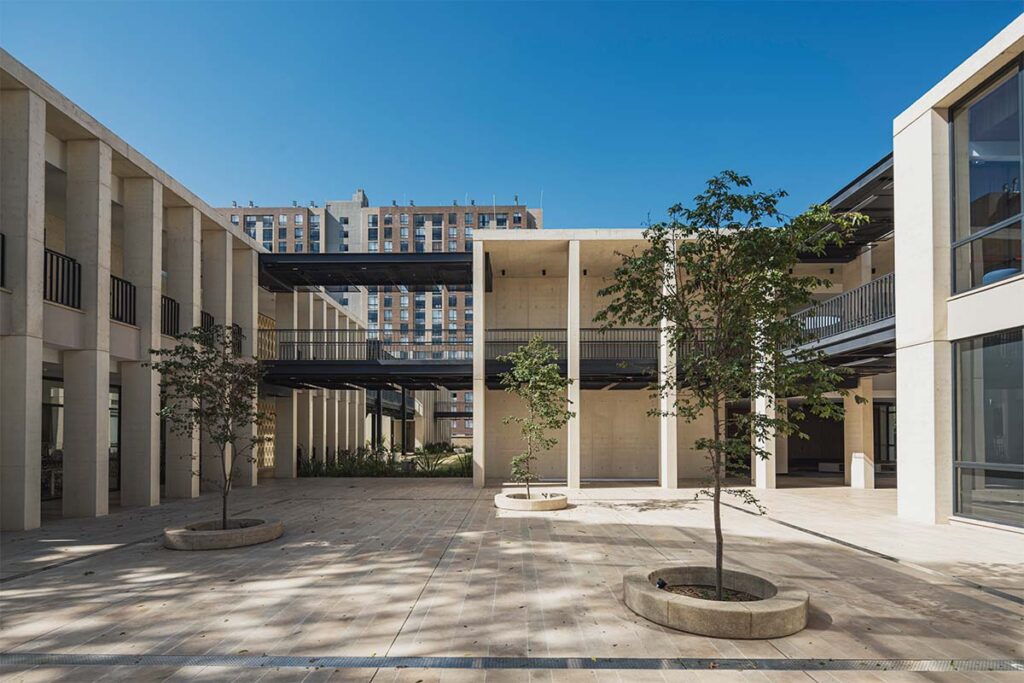 Dos ejemplos recientes de buena arquitectura educativa en Colombia 10 Colegio Colombo Hebreo Bogota 5 Dos ejemplos recientes de buena arquitectura educativa en Colombia