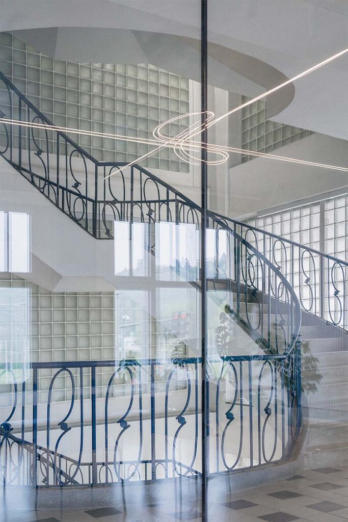 cosmo pudis offices petr moschner 7 Este proyecto es un ejemplo de cómo sí se deben diseñar las oficinas