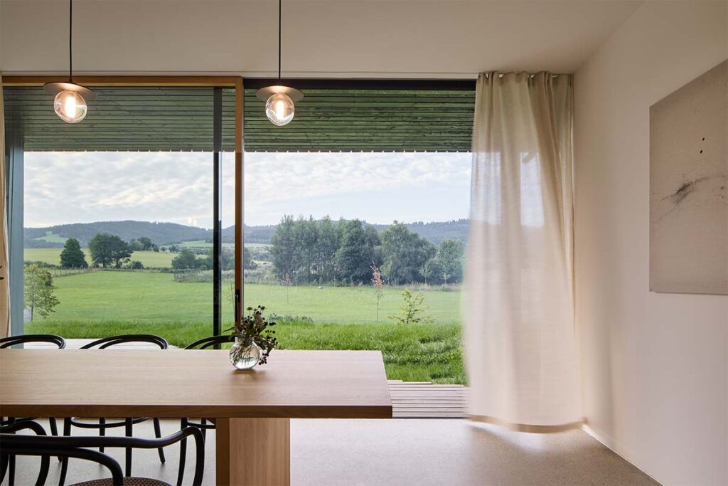 jakub janosik spoj hq and showroom filip beranek 4 En esta obra la arquitectura es un puente entre naturaleza, cultura y diseño