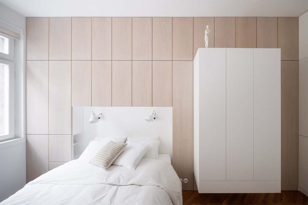 martin cenek architecture functionalist apartment alex shoots buildings 3 El apartamento de un arquitecto descrito como 'arquitectura de la felicidad'