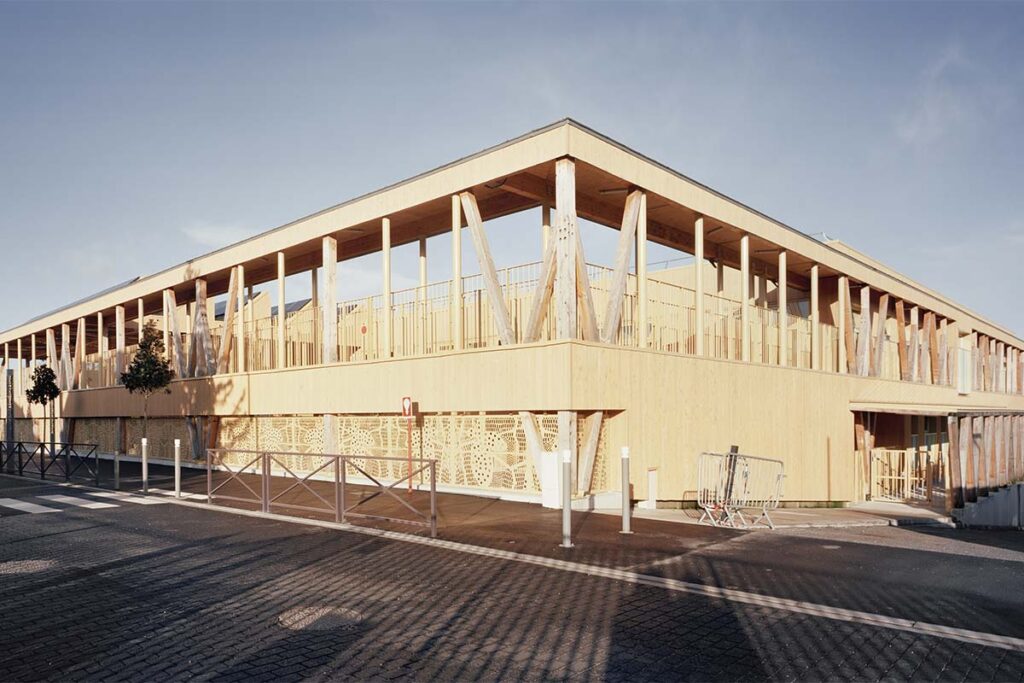 r2k architecte Escuela Oiseau Lyre 11 Una escuela en Francia con un diseño nórdico, biofílico y sostenible