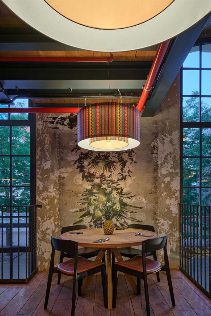 El restaurante que convierte la cultura mexicana en una experiencia inmersiva 6 20 20 architekti mexican restaurant holesovice boysplaynice 4 El restaurante que convierte la cultura mexicana en una experiencia inmersiva