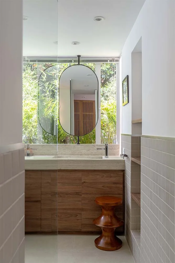 ¿cómo transformar un apartamento antiguo en un refugio de calma y vitalidad?