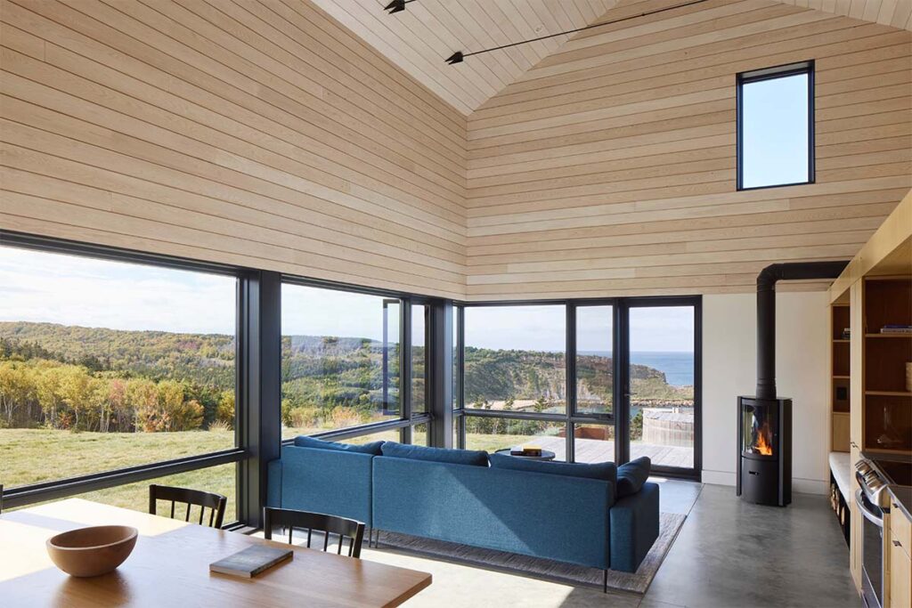 Estas cabañas son un refugio para la conexión con la naturaleza y con los demás 8 Cabanas MacKay Lyons Sweetapple Architects 7 Estas cabañas son un refugio para la conexión con la naturaleza y con los demás