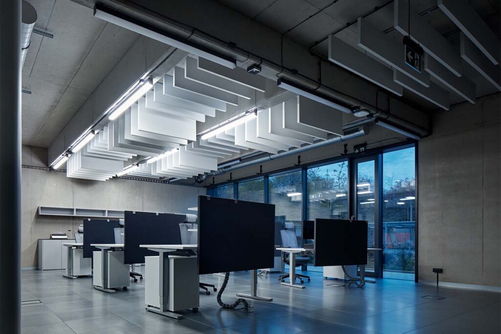 Un ejemplo de cómo el estilo industrial se convierte en arte arquitectónico 4 Edificio blum firma qarta architektura 6 Un ejemplo de cómo el estilo industrial se convierte en arte arquitectónico