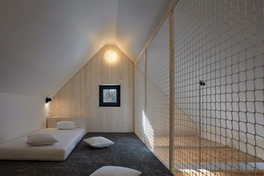 Firma ADR Cabana milada cottage boysplaynice 4 El refugio perfecto: una casa rural con un diseño clásico y con acceso directo a la nieve