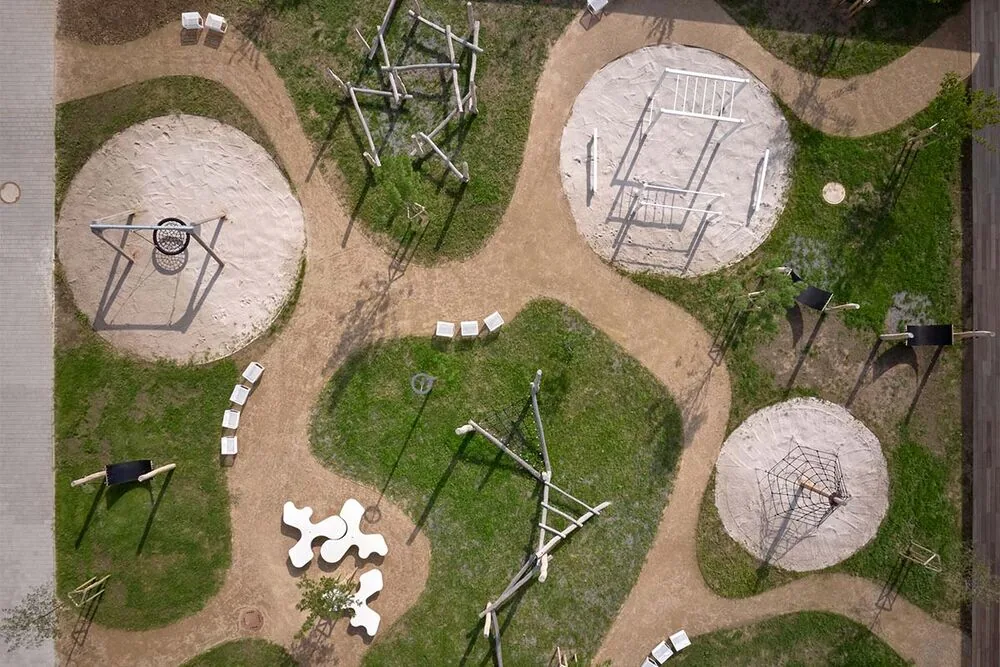 Una antigua fábrica textil se convierte en un campus escolar