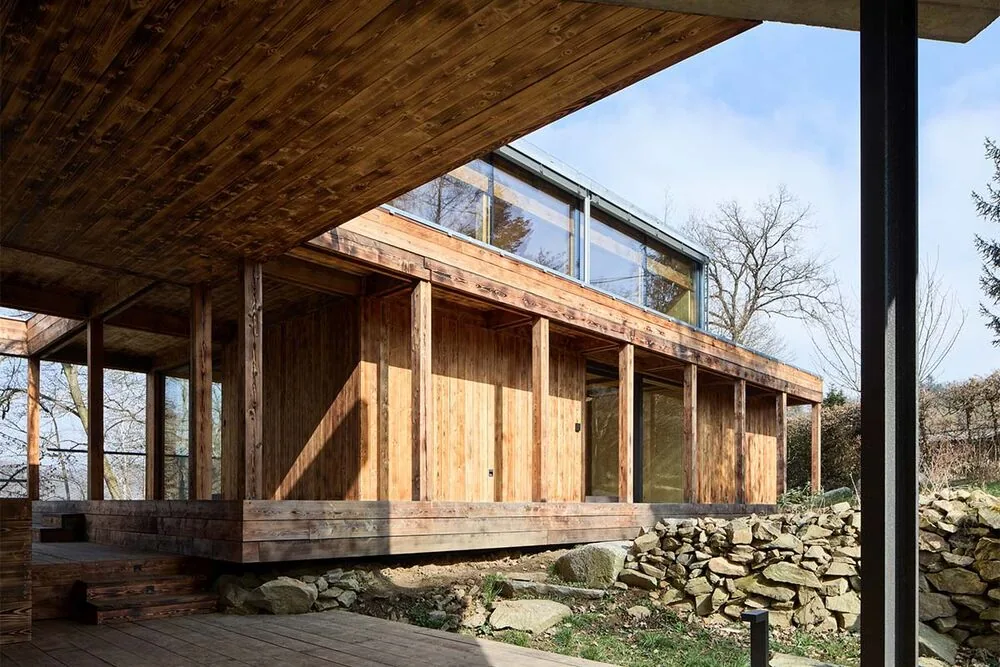 Arquitectura, paisaje y vida en una casa del siglo pasado remodelada