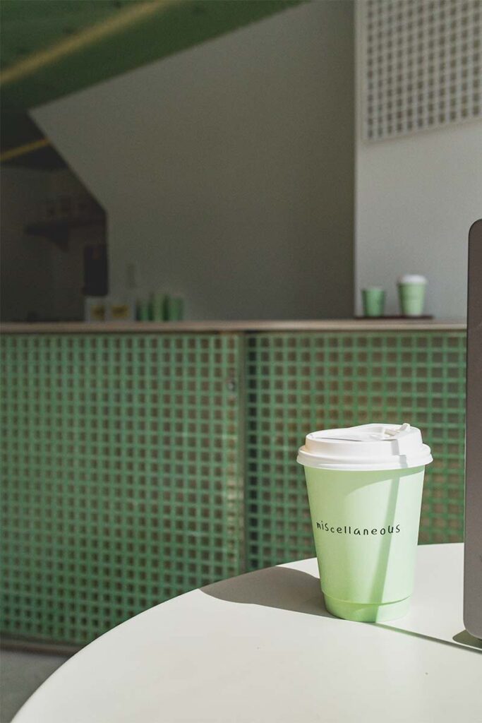 ¿Vamos por un café? Diez 'coffee shops' con estilo en Colombia y el mundo 13 Cafe StudioAC Toronto 4 ¿Vamos por un café? Diez 'coffee shops' con estilo en Colombia y el mundo