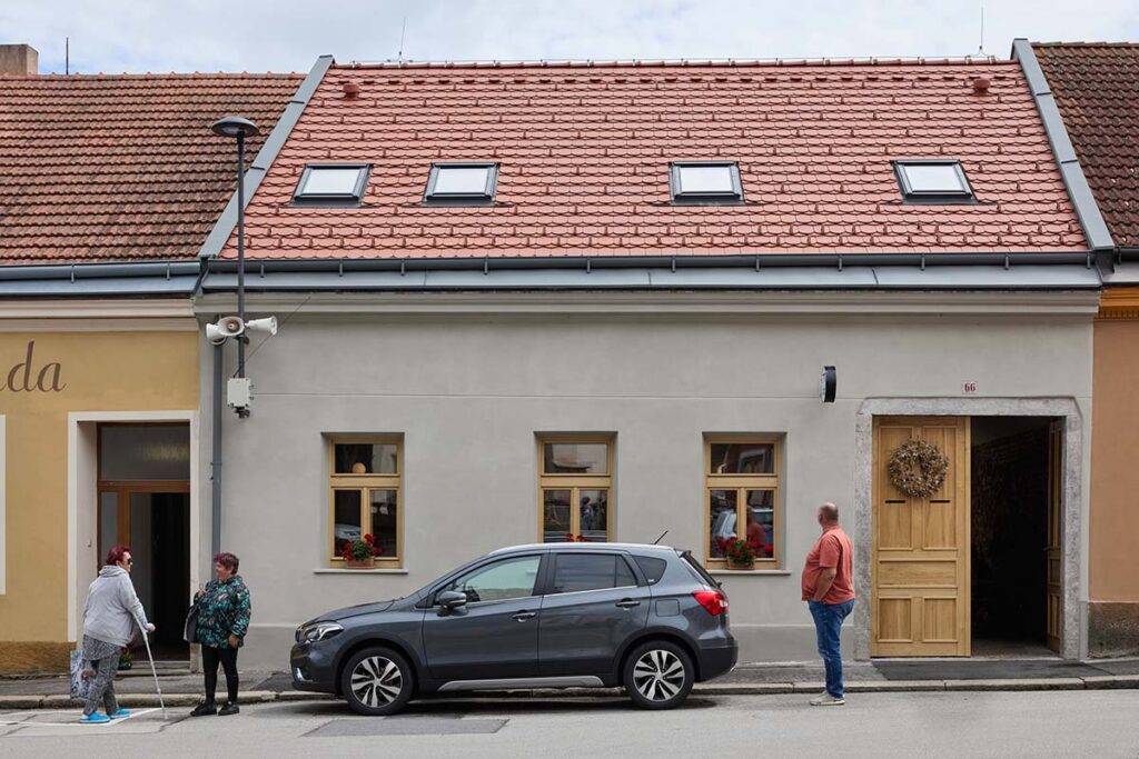 ¿Vamos por un café? Diez 'coffee shops' con estilo en Colombia y el mundo 10 Casa Matej sebek architekti 7 ¿Vamos por un café? Diez 'coffee shops' con estilo en Colombia y el mundo