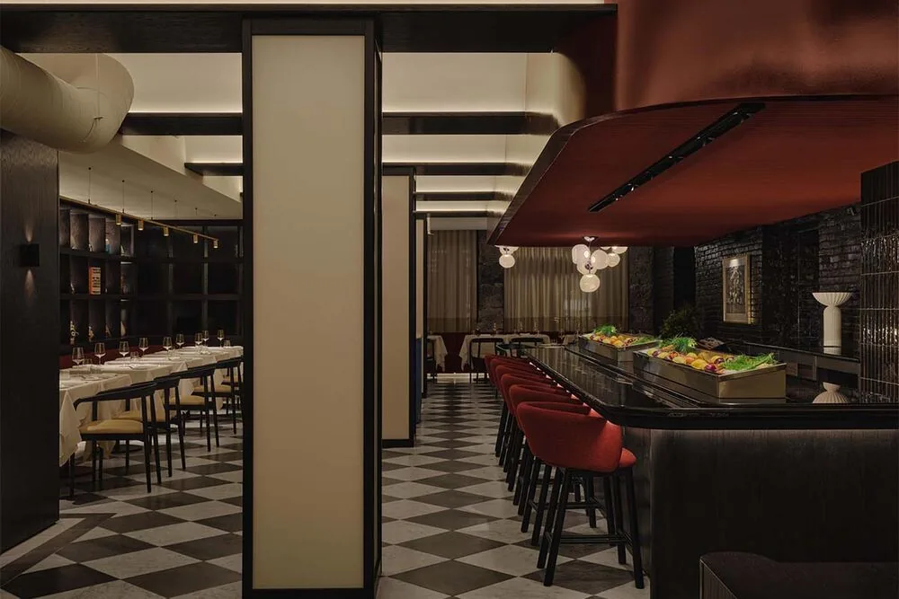 Este restaurante en canadá enseña sobre el poder emocional de la luz y los materiales