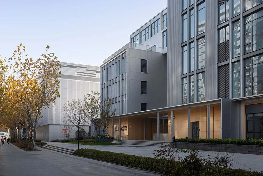 Un campus chino que convierte la educación en una experiencia urbana compartida