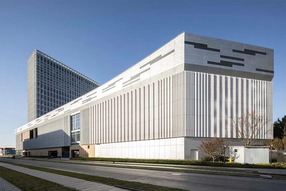 Un campus chino que convierte la educación en una experiencia urbana compartida