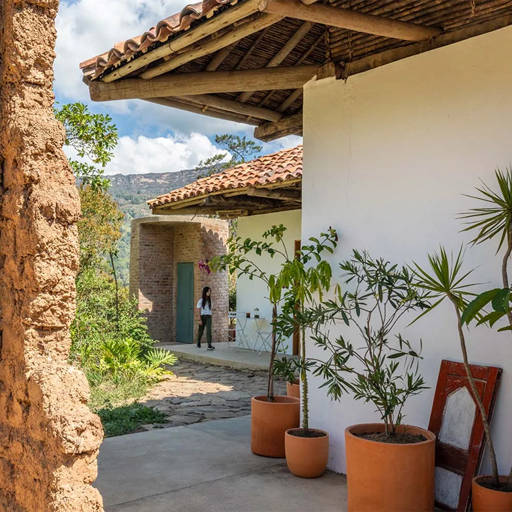 Tres obras que revelan una arquitectura sensible a la identidad, los oficios y la memoria