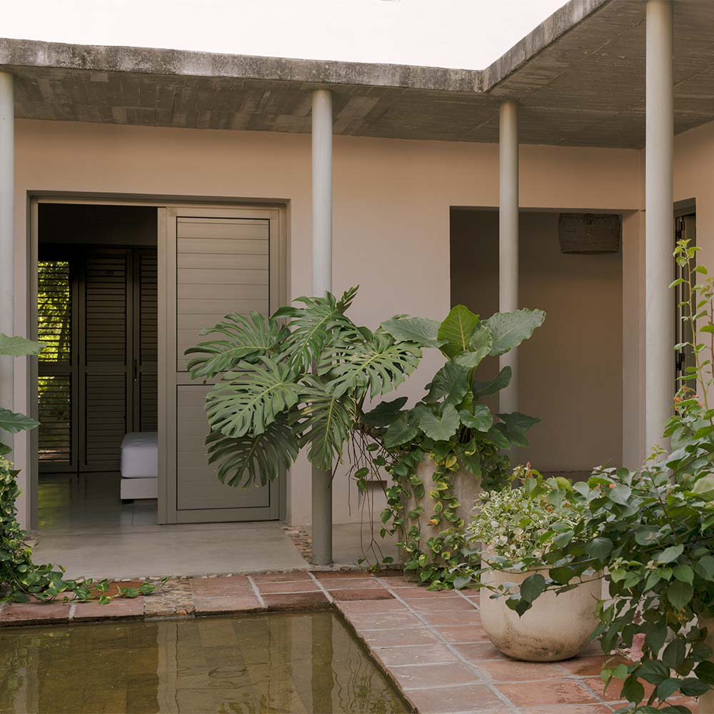 Así se transformó esta vivienda en una obra abierta al paisaje y al clima cálido