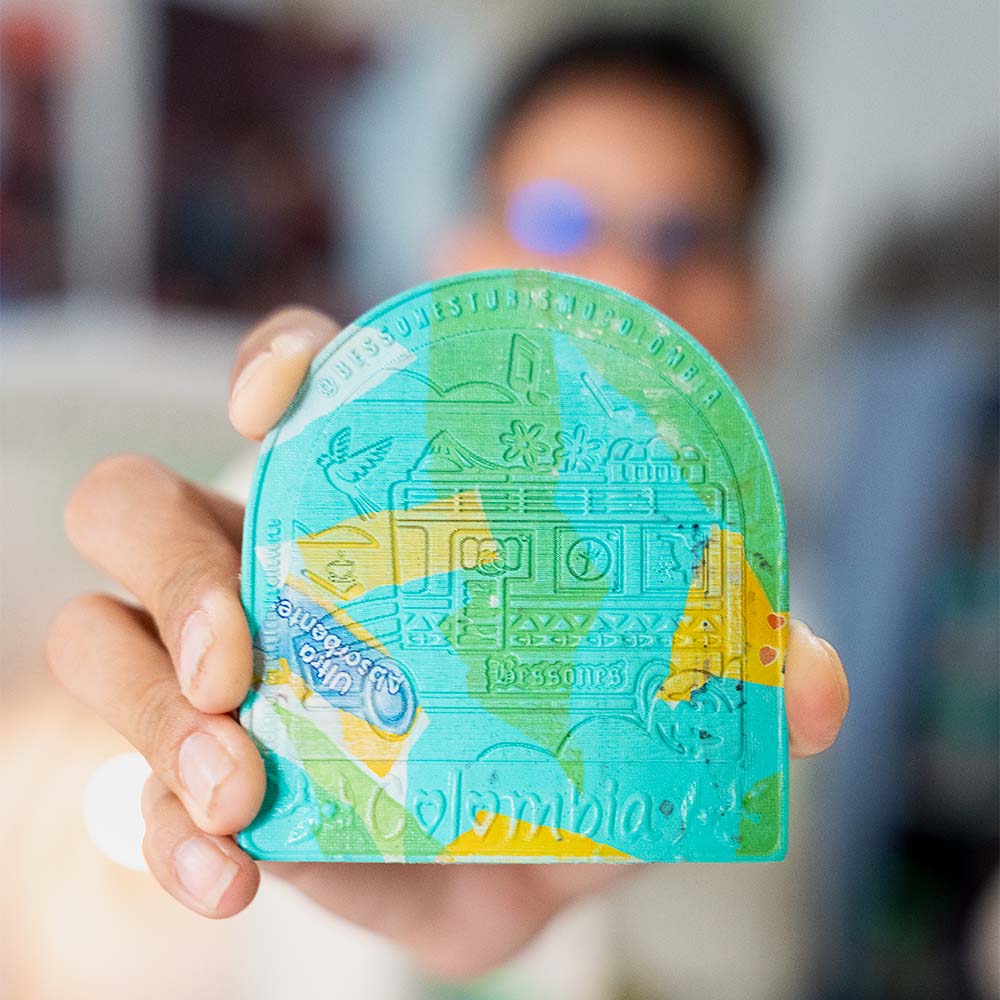 Remar para limpiar, reciclar para vivir: el proyecto de turismo y diseño en la ciénaga grande