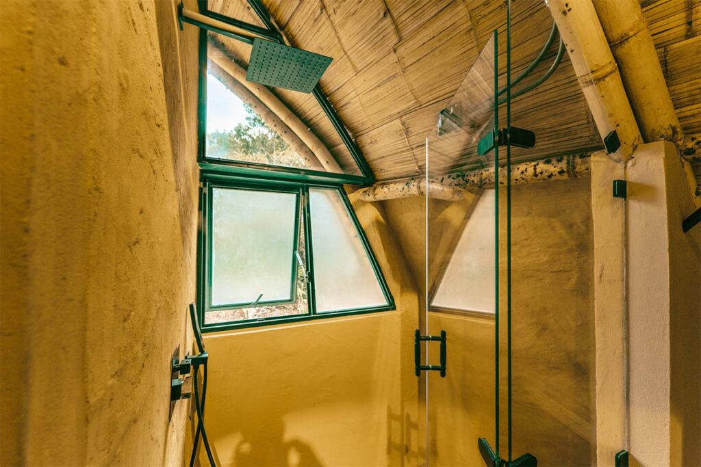 El principio detrás del diseño de este hotel en ráquira, boyacá, es el bambú