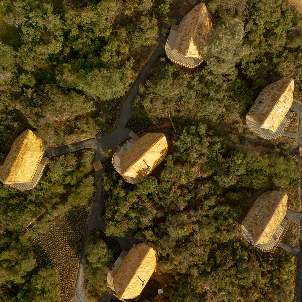 El principio detrás del diseño de este hotel en ráquira, boyacá, es el bambú