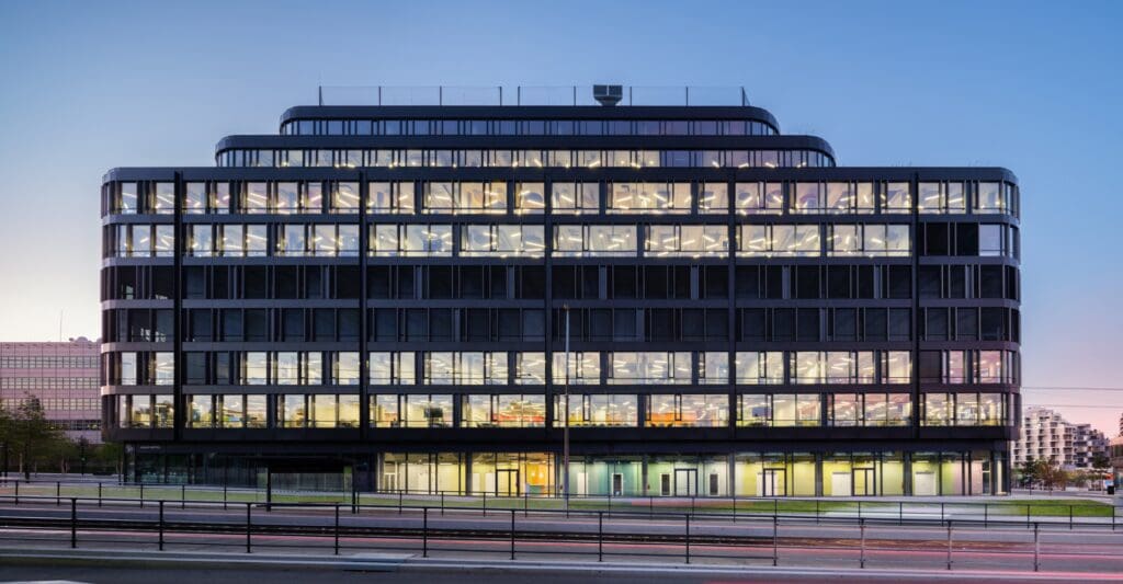 ¿una ameba puede inspirar un edificio? La respuesta es este proyecto